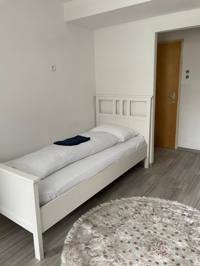 Ferienwohnung Monteurwohnung Kassel Zentral Ll المظهر الخارجي الصورة